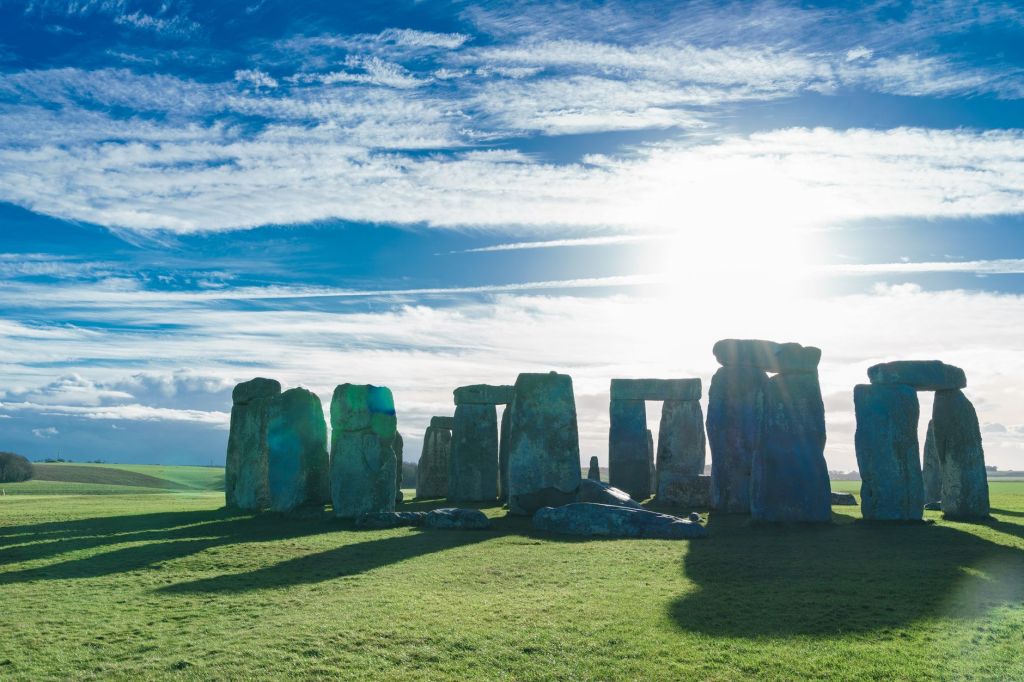Stonehenge Architects and the ‘Pink Book’ Escape